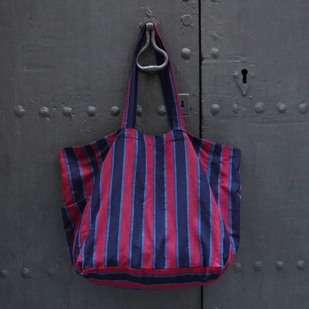 Bolsa De Rayas Hecha a Mano en Nepal